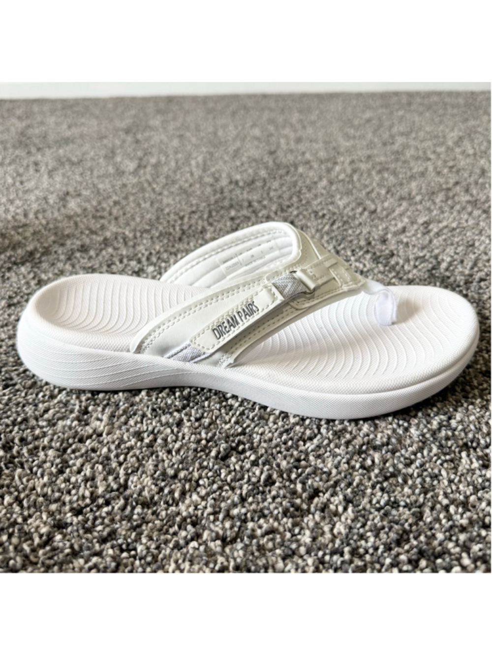 Women's DREAM PAIRS Comfort Flip Flop Sandals White Size 7 - Picture 5 of 13